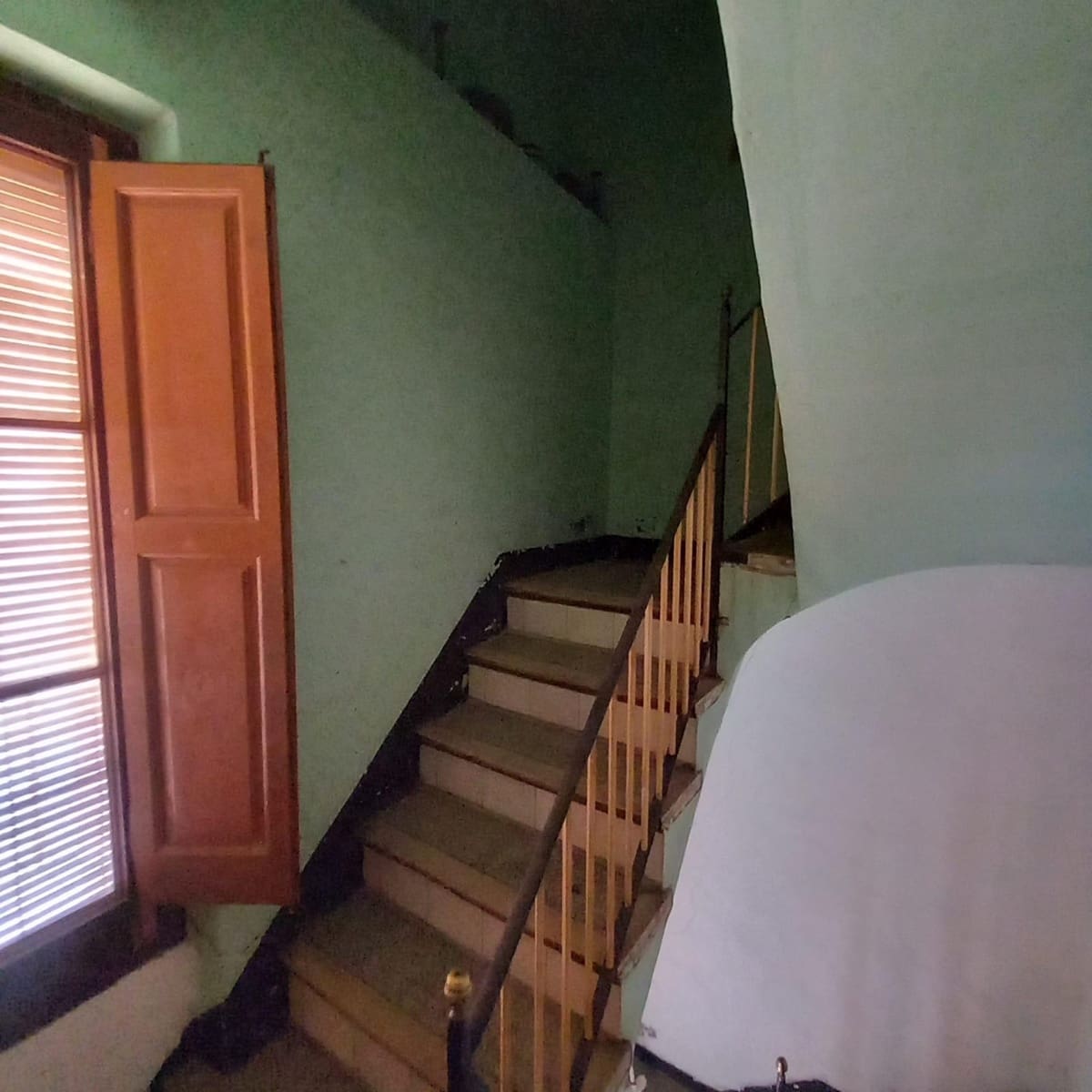 4 bedroom Townhouse for sale in Tivenys - € 70,000 (Ref: 9936342)