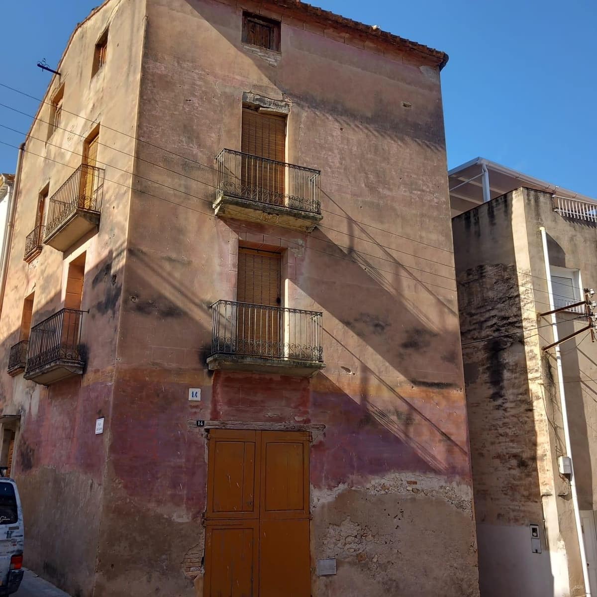 4 bedroom Townhouse for sale in Tivenys - € 70,000 (Ref: 9936342)