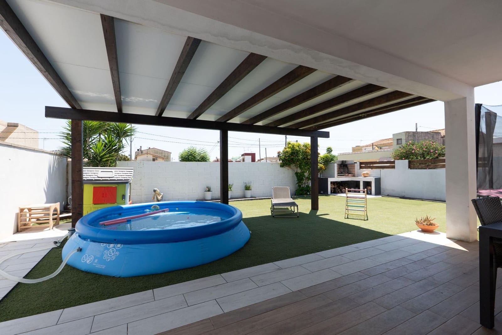 3 slaapkamer Villa te koop in Sant Jaume d'Enveja met garage - € 335.000 (Ref: 9945654)