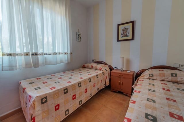 Chalet de 5 habitaciones en El Perelló en venta con piscina - 494.000 € (Ref: 9973277)