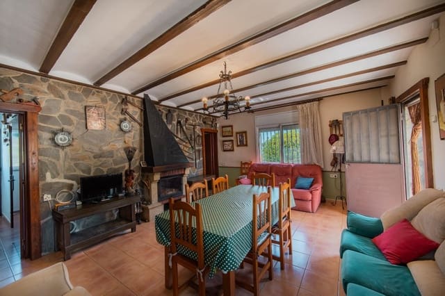 Chalet de 5 habitaciones en El Perelló en venta con piscina - 494.000 € (Ref: 9973277)