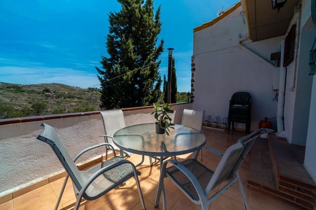Chalet de 5 habitaciones en El Perelló en venta con piscina - 494.000 € (Ref: 9973277)