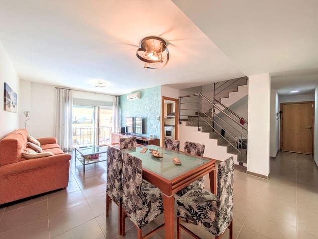 4 chambre Penthouse à vendre à Sant Jaume d'Enveja avec piscine - 191 000 € (Ref: 9998778)