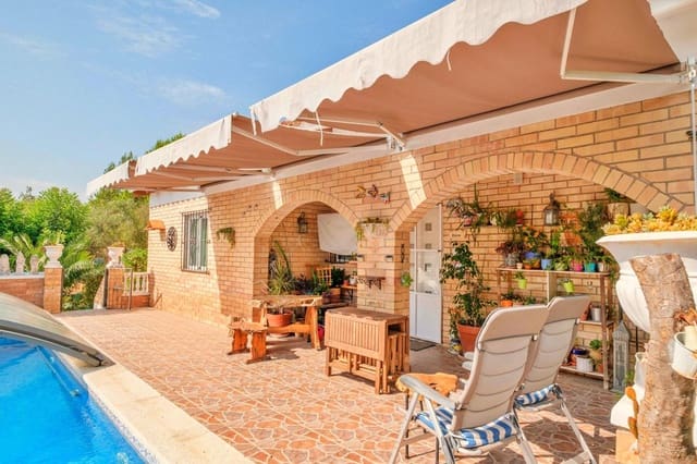 Chalet de 5 habitaciones en Roquetes en venta con piscina garaje - 360.000 € (Ref: 9999592)