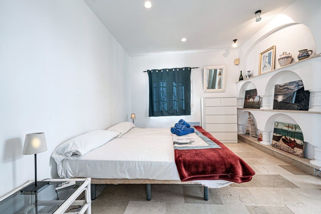 4 quarto Moradia para venda em Nerja com piscina garagem - 1 600 000 € (Ref: 10075387)