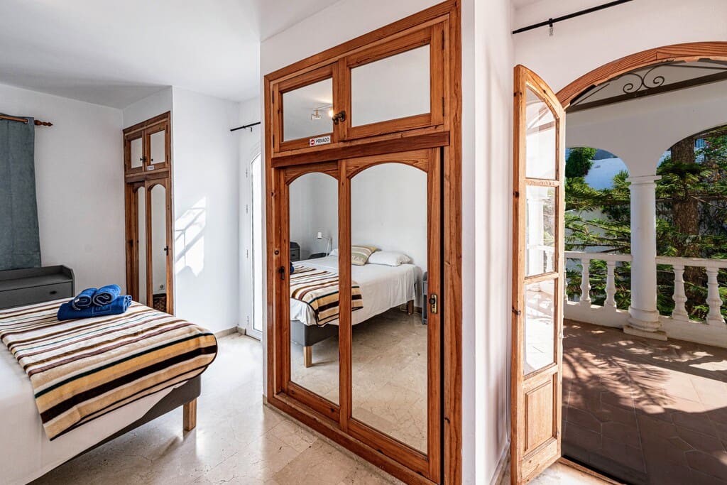 4 quarto Moradia para venda em Nerja com piscina garagem - 1 600 000 € (Ref: 10075387)