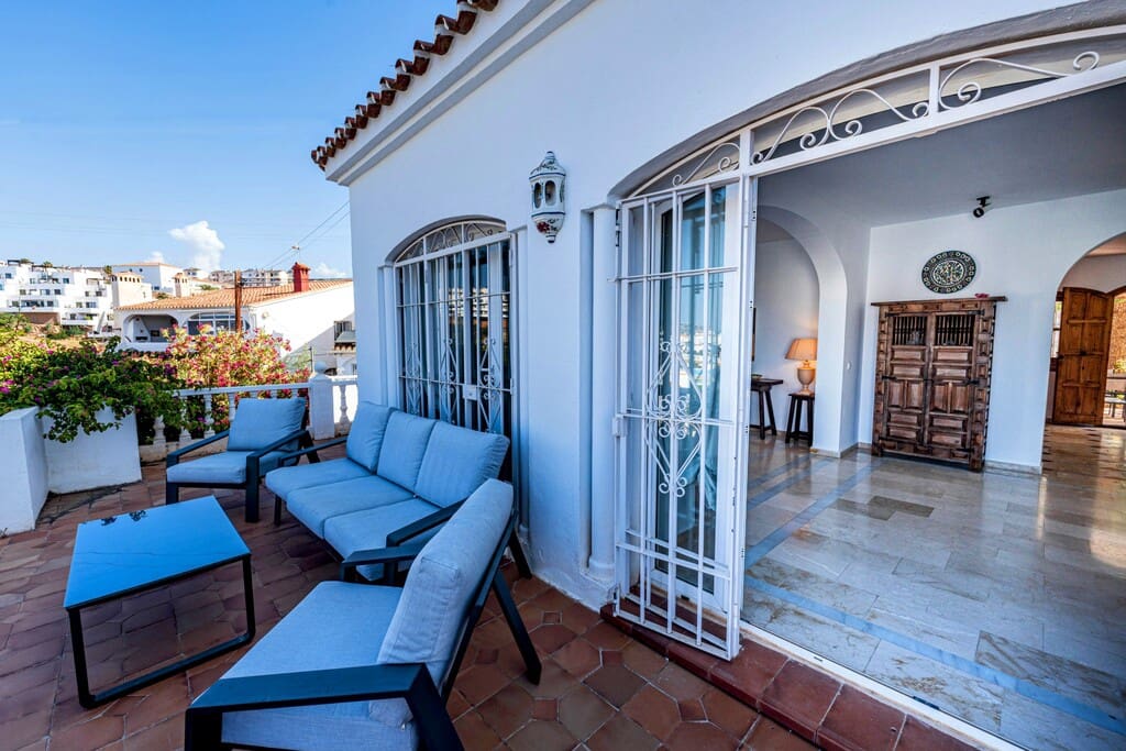 4 quarto Moradia para venda em Nerja com piscina garagem - 1 600 000 € (Ref: 10075387)
