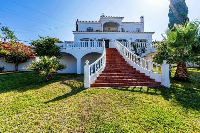 4 chambre Villa/Maison à vendre à Nerja avec piscine garage - 1 600 000 € (Ref: 10075387)