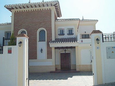 5 bedroom Villa for sale in Frigiliana with pool - € 1,500,000 (Ref: 3719000)