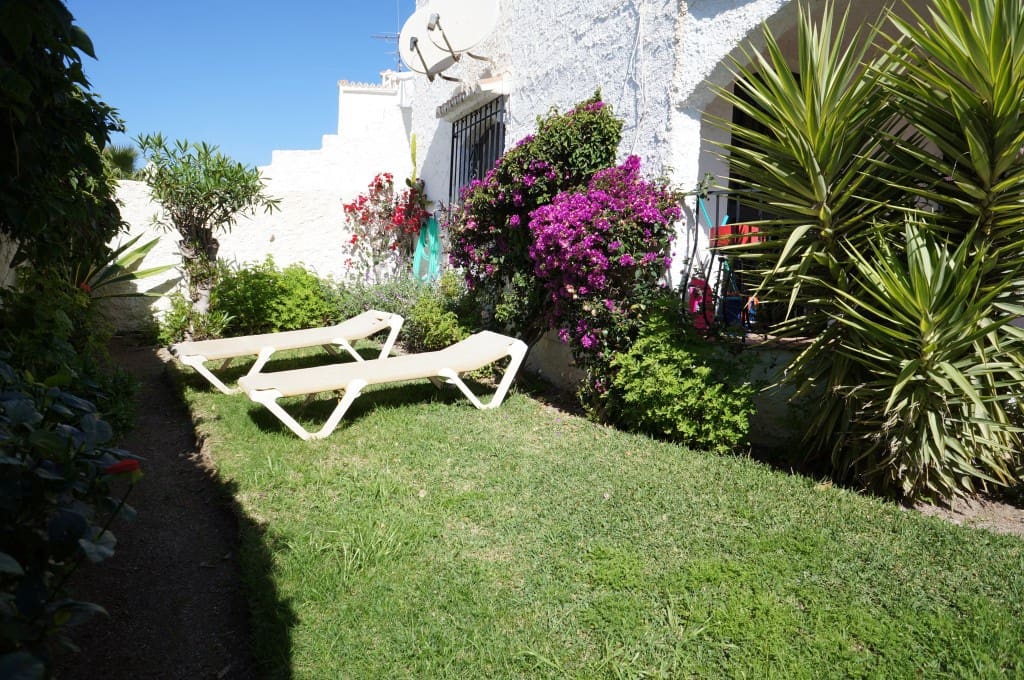 4 bedroom Villa for sale in Nerja with pool - € 450,000 (Ref: 9017371)