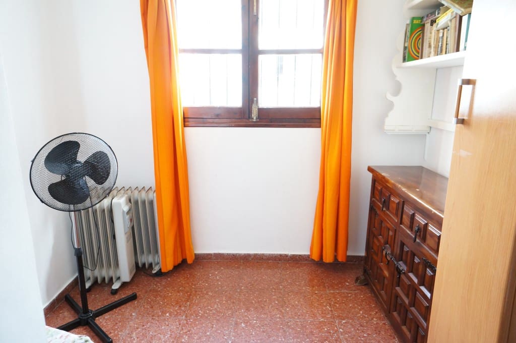 2 soveværelse Semi-Rækkehus til salg i Nerja med swimmingpool - € 325.000 (Ref: 9111893)