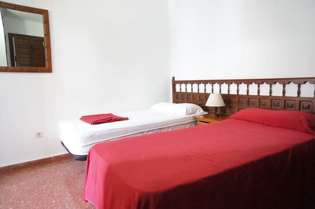 2 bedroom Semi-detached Villa for sale in Nerja with pool - € 325,000 (Ref: 9111893)