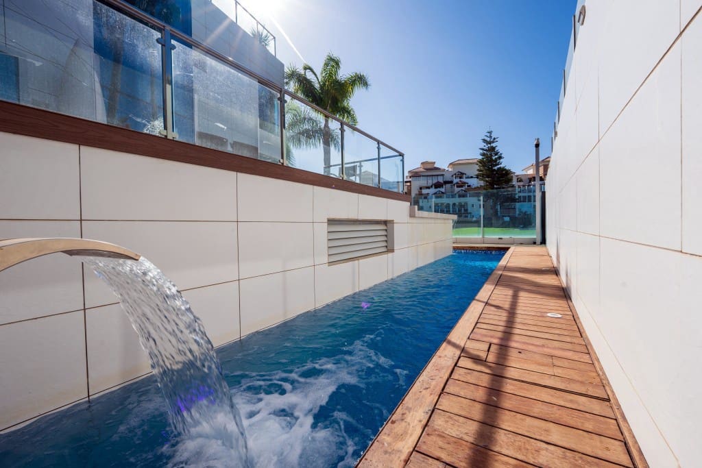 5 soveværelse Villa til salg i Motril med swimmingpool - € 2.200.000 (Ref: 9217225)