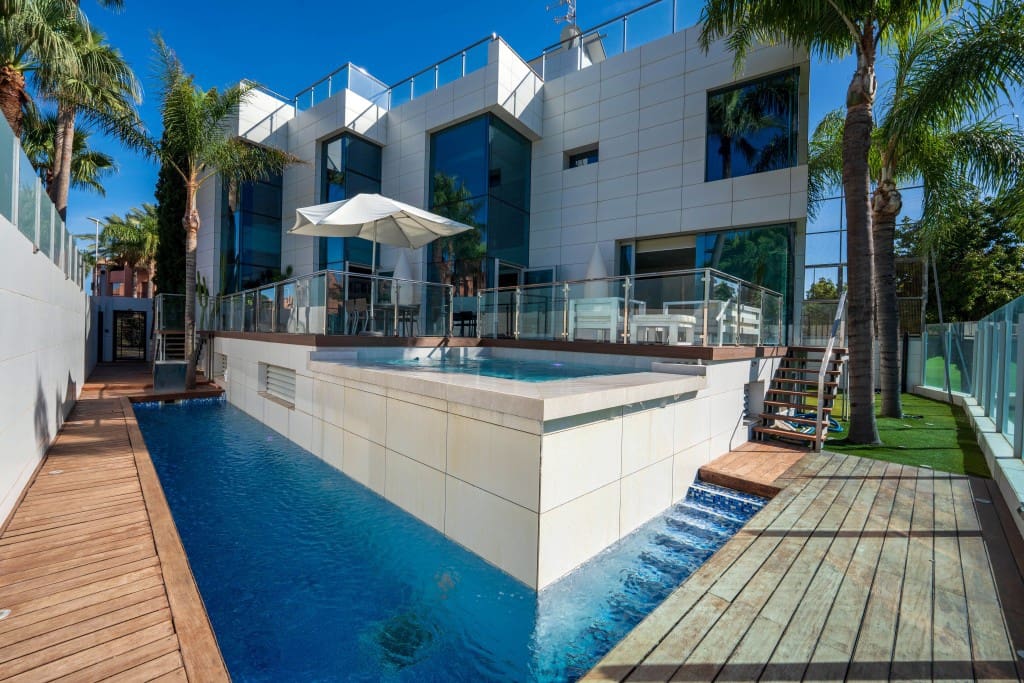 5 soveværelse Villa til salg i Motril med swimmingpool - € 2.200.000 (Ref: 9217225)