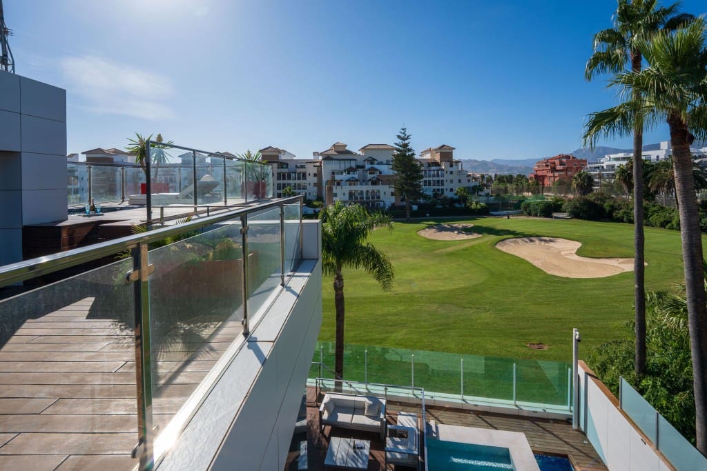5 soveværelse Villa til salg i Motril med swimmingpool - € 2.200.000 (Ref: 9217225)