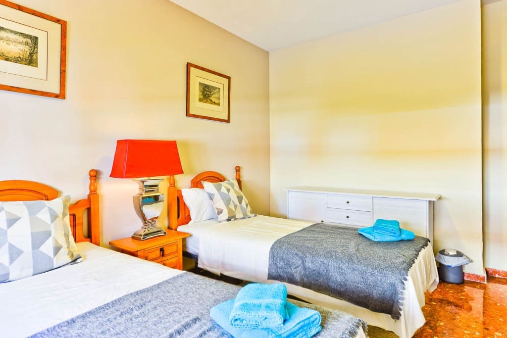 4 bedroom Apartment for sale in Nerja - € 375,000 (Ref: 9374921)