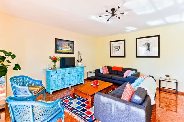 4 bedroom Apartment for sale in Nerja - € 375,000 (Ref: 9374921)