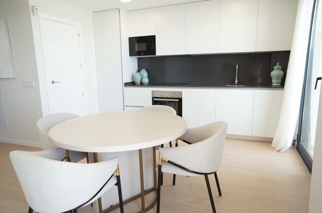 2 makuuhuone Huoneisto myytävänä paikassa Rincón de la Victoria mukana uima-altaan 
autotalli - 425 000 € (Ref: 9385074)