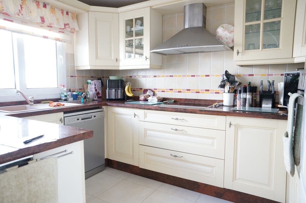 3 chambre Villa/Maison à vendre à Maro avec piscine garage - 399 000 € (Ref: 9485120)