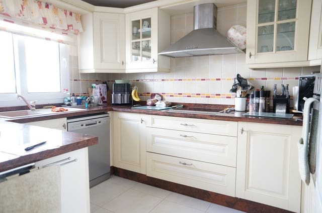 3 chambre Villa/Maison à vendre à Maro, Nerja avec piscine garage - 399 000 € (Ref: 9485120)