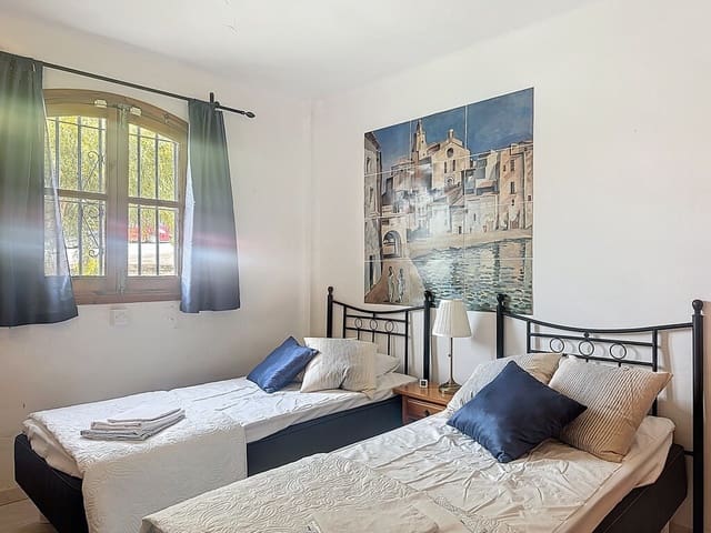 2 quarto Apartamento para venda em Nerja com piscina - 299 000 € (Ref: 9790768)