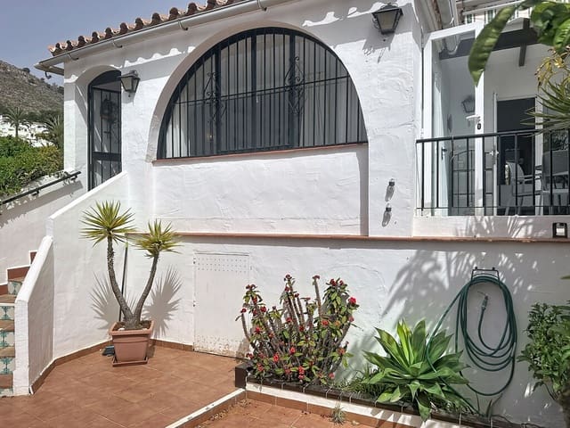 2 quarto Apartamento para venda em Nerja com piscina - 299 000 € (Ref: 9790768)