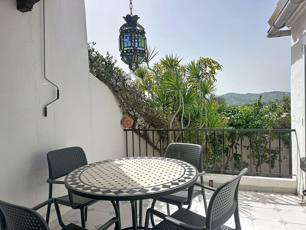 2 quarto Apartamento para venda em Nerja com piscina - 299 000 € (Ref: 9790768)
