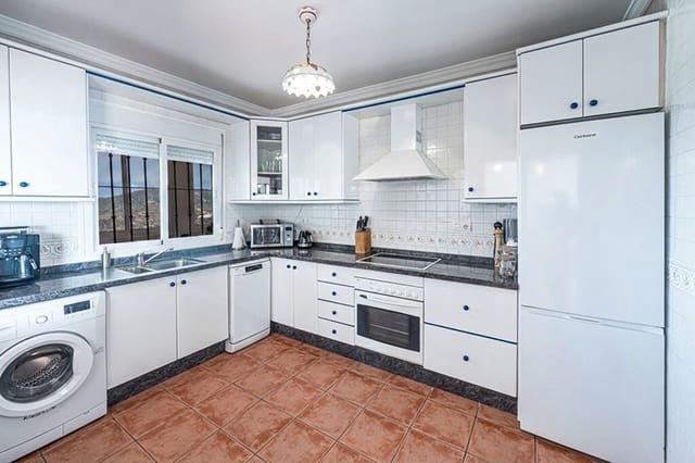 3 soverom Villa til salgs i Torrox med svømmebasseng - € 525 000 (Ref: 9845083)
