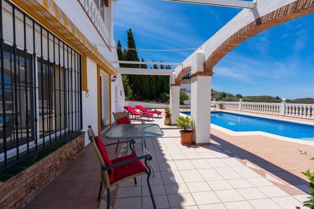 3 soverom Villa til salgs i Torrox med svømmebasseng - € 525 000 (Ref: 9845083)