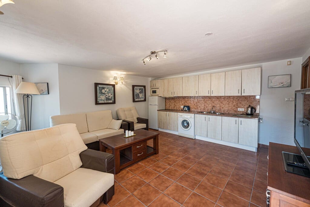 4 chambre Villa/Maison à vendre à Maro avec piscine - 499 000 € (Ref: 9903844)