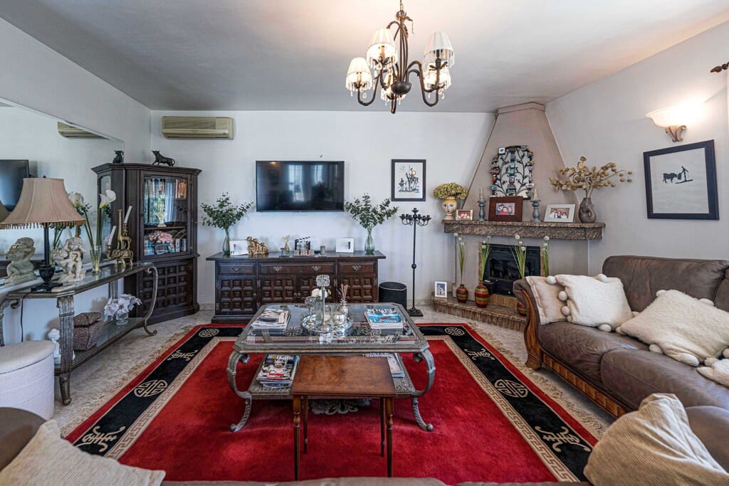 4 chambre Villa/Maison à vendre à Maro avec piscine - 499 000 € (Ref: 9903844)