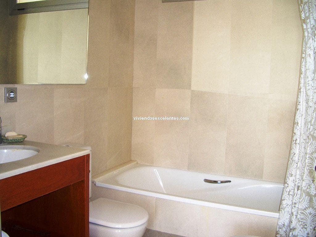 3 camera da letto Appartamento da affitare come casa vacanza in Denia con piscina garage - 525 € (Rif: 6722576)