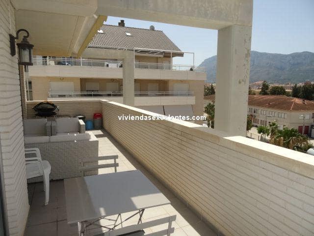 3 camera da letto Appartamento da affitare come casa vacanza in Denia con piscina garage - 525 € (Rif: 6722576)