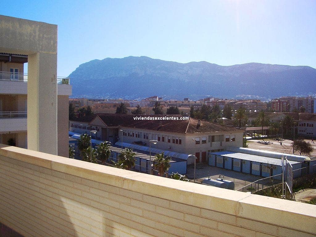 3 camera da letto Appartamento da affitare come casa vacanza in Denia con piscina garage - 525 € (Rif: 6722576)