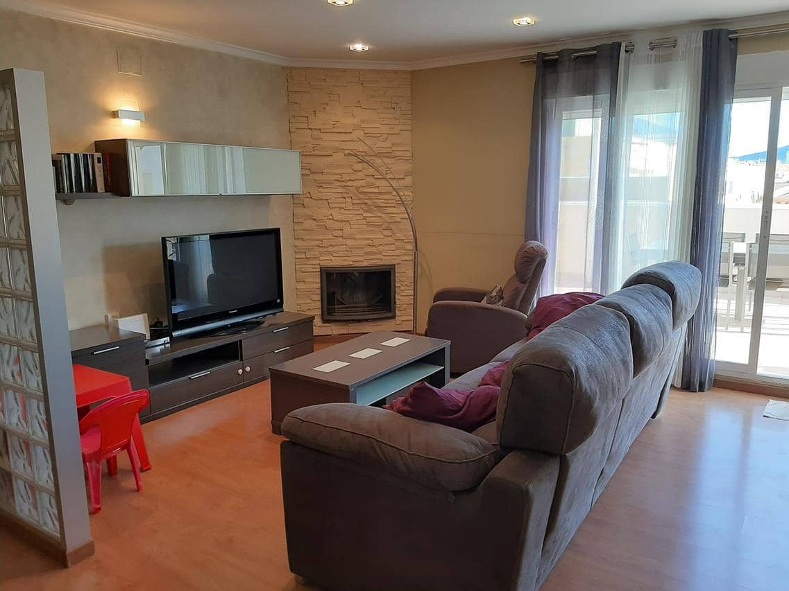 3 slaapkamer Penthouse voor vakantieverhuur in Denia met garage - € 490 (Ref: 6722584)