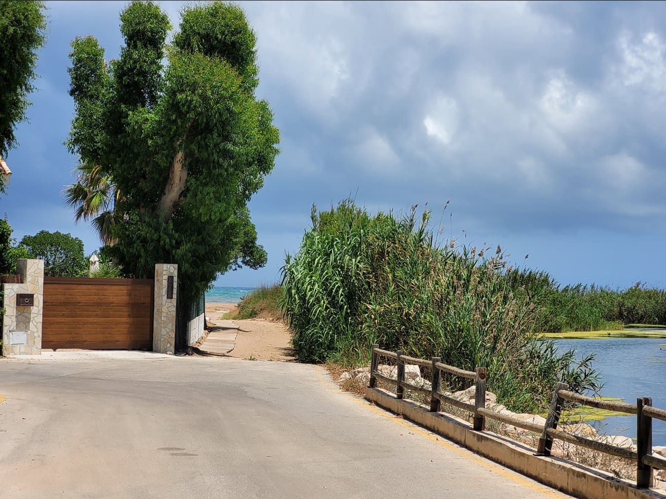 2 bedroom Beach Apartment for sale in L'Almadrava L'Estanyó, Dénia