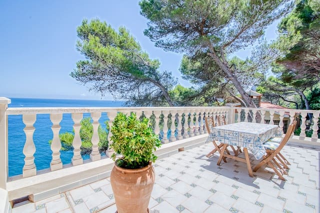 3 soveværelse Villa til salg i Las Rotas / Les Rotes, Dénia med garage - € 980.000 (Ref: 7142597)