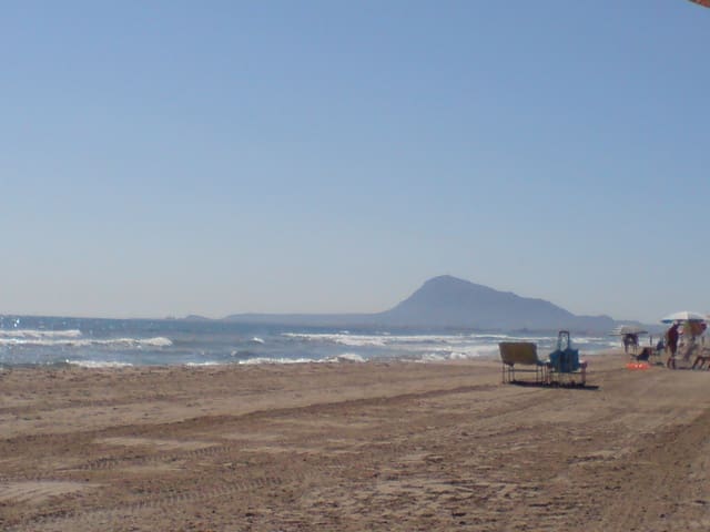 3 bedroom Villa for sale in Els Poblets with garage - € 415,000 (Ref: 8469018)