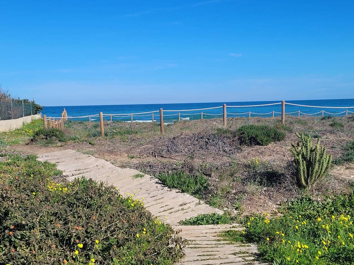 3 quarto Apartamento para venda em Denia com piscina garagem - 359 000 € (Ref: 8911903)