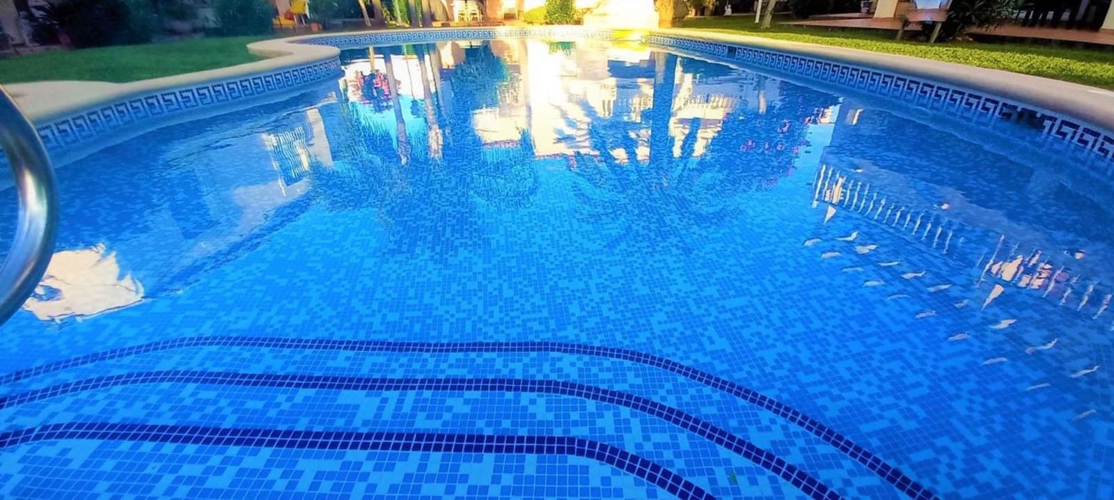 2 soveværelse Rækkehus til salg i Denia med swimmingpool garage - € 285.000 (Ref: 9414606)