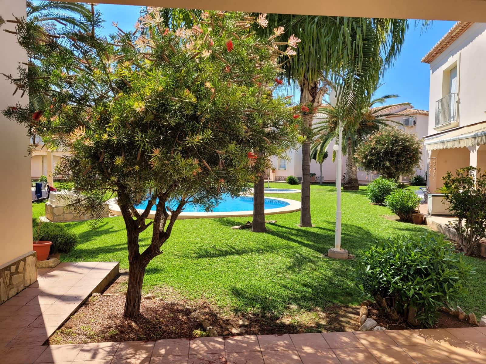 2 soveværelse Rækkehus til salg i Denia med swimmingpool garage - € 285.000 (Ref: 9414606)