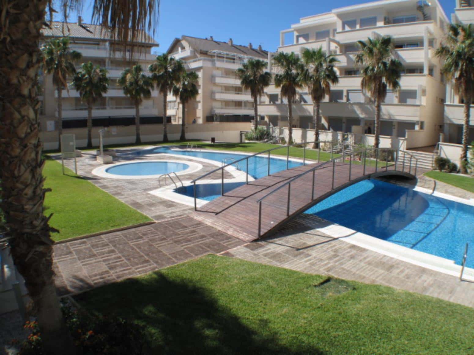 2 soverom Leilighet til salgs i Denia med svømmebasseng garasje - € 254 000 (Ref: 9602820)