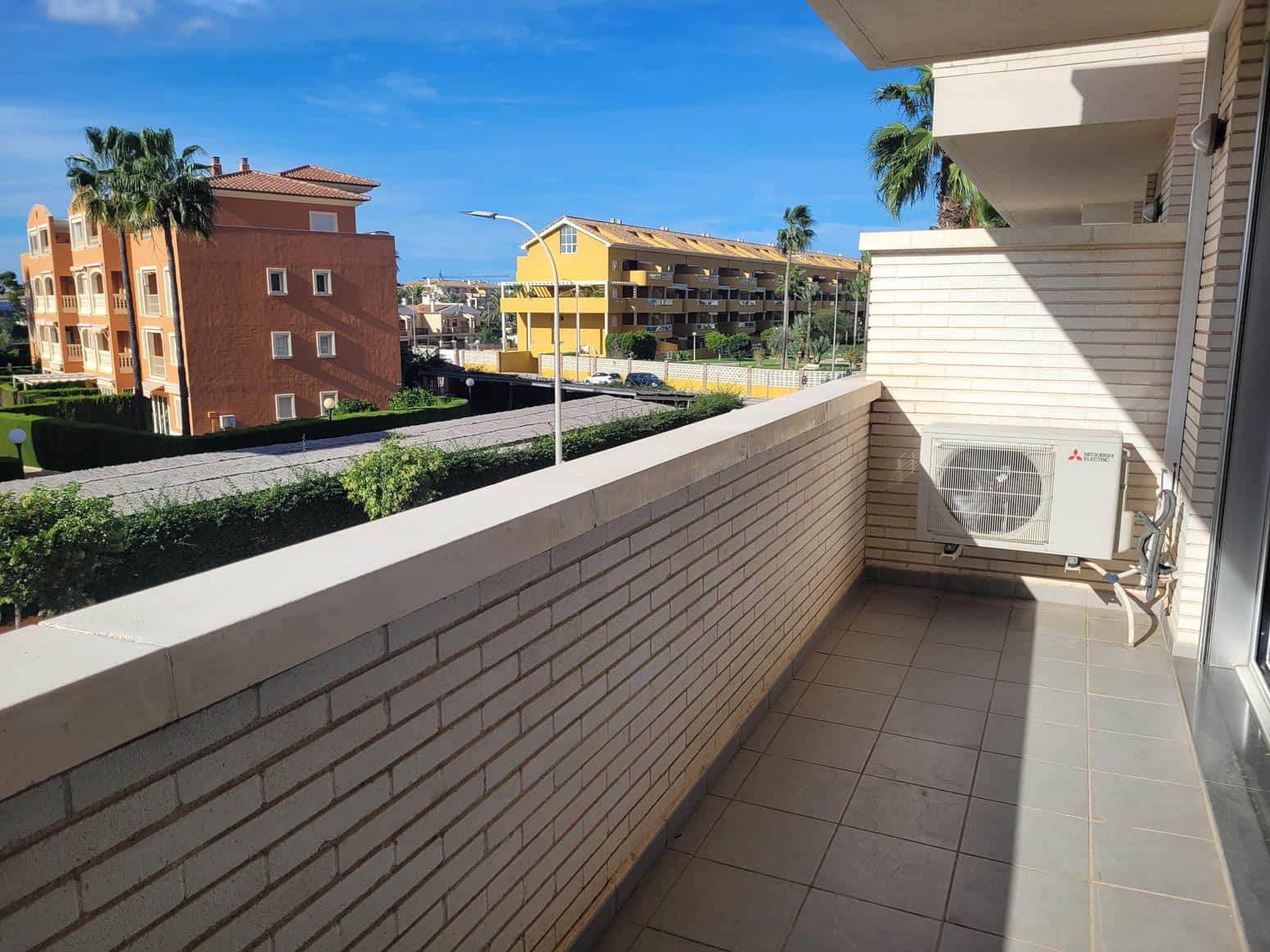 2 soverom Leilighet til salgs i Denia med svømmebasseng garasje - € 254 000 (Ref: 9602820)