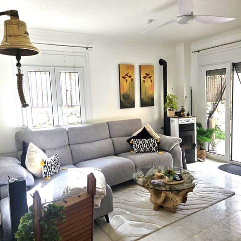 Adosado de 3 habitaciones en Pedreguer en venta con piscina garaje - 239.000 € (Ref: 9641085)