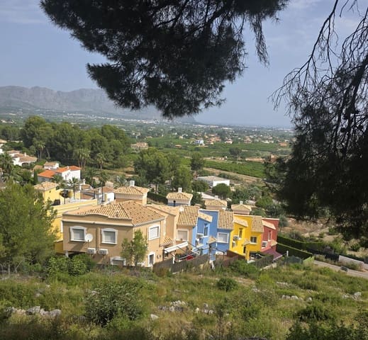 Adosado de 3 habitaciones en Pedreguer en venta con piscina garaje - 239.000 € (Ref: 9641085)