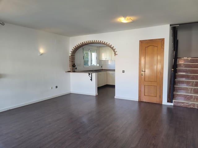 3 sovrum Radhus till salu i Els Poblets med garage - 395 000 € (Ref: 9652477)