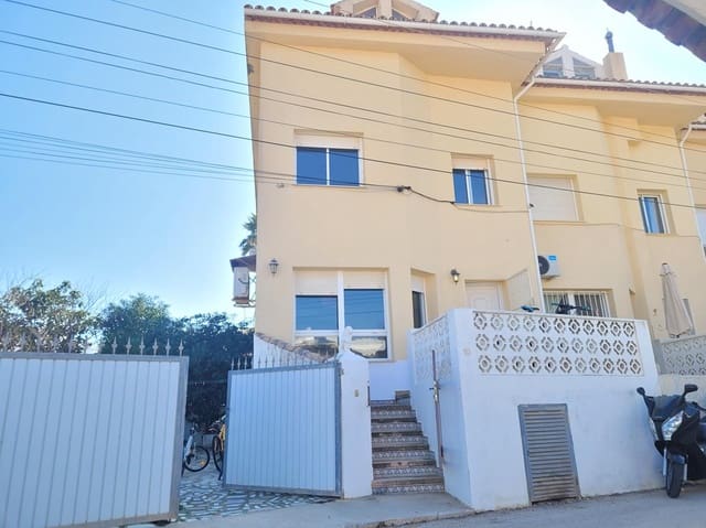 3 sovrum Radhus till salu i Els Poblets med garage - 395 000 € (Ref: 9652477)