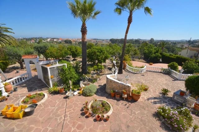 4 soverom Villa til salgs i La Xara - La Sella, Dénia med garasje - € 449 000 (Ref: 9756407)