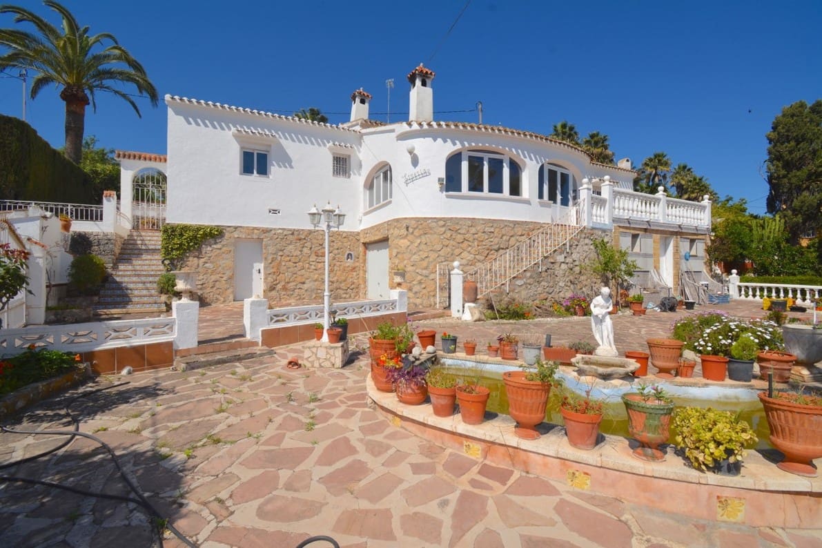 4 soverom Villa til salgs i Denia med garasje - € 449 000 (Ref: 9756407)