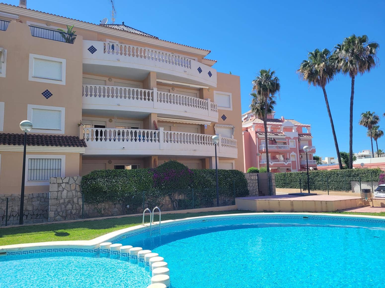 2 sypialnia Apartament przy plaży na sprzedaż w Denia z basenem garażem - 279 000 € (Ref: 9991782)